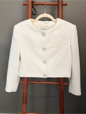 LIKE NEW - Aritzia Babaton Acquire Cream Cropped Tweed Jacket (Size 4)